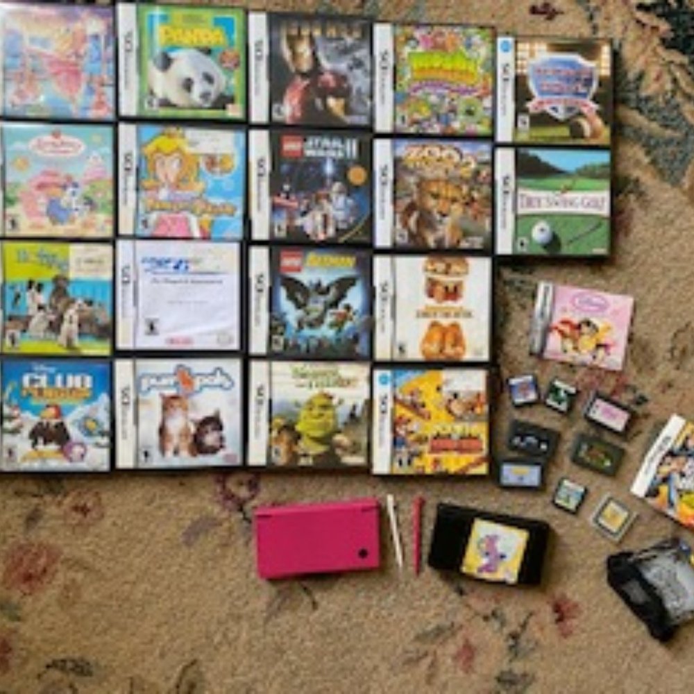 Nintendo DSi, Nintendo DS Lite, & Assorted DS Games
